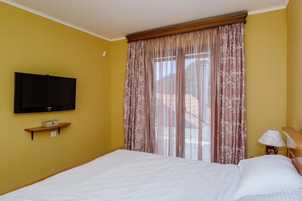 Загородные дома RUSTIC HOUSE LEKOVIĆ Вирпазар